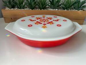Vintage Pyrex Friendship 1.5 Quart Oval Casserole Dish with Lid 043